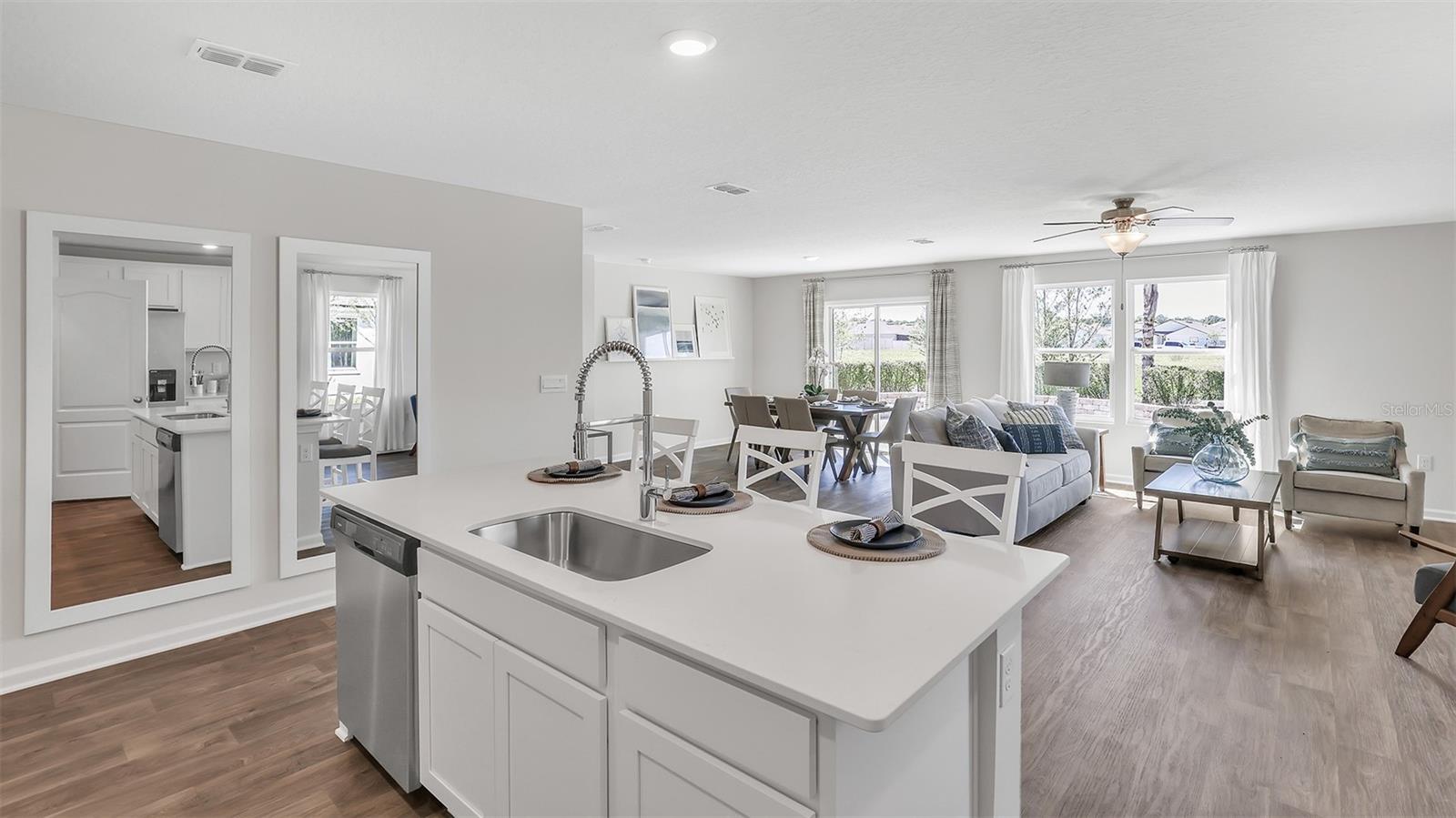 54 SPRINGWOOD DR, PALM COAST, FL, 32137