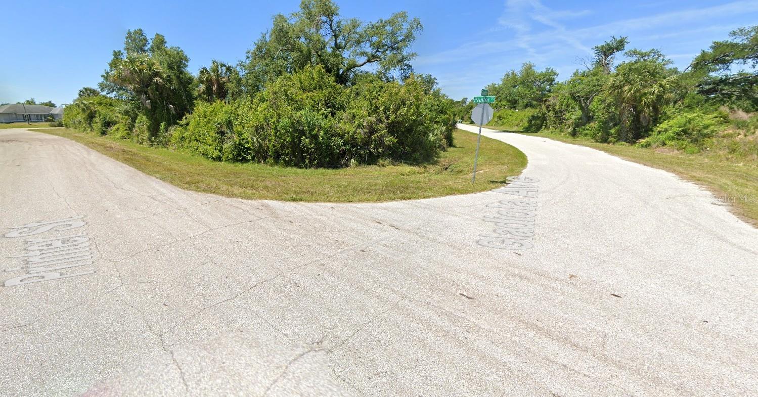 12053 GLADIOLA AVE, PORT CHARLOTTE, FL, 33981