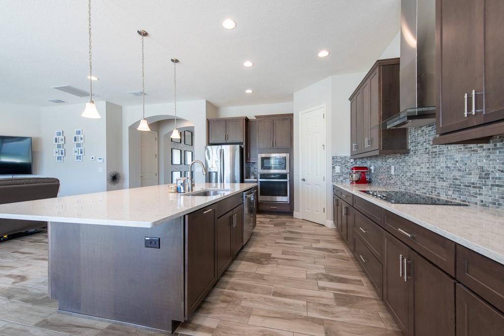 11966 CLIMBING FERN AVE, RIVERVIEW, FL, 33579