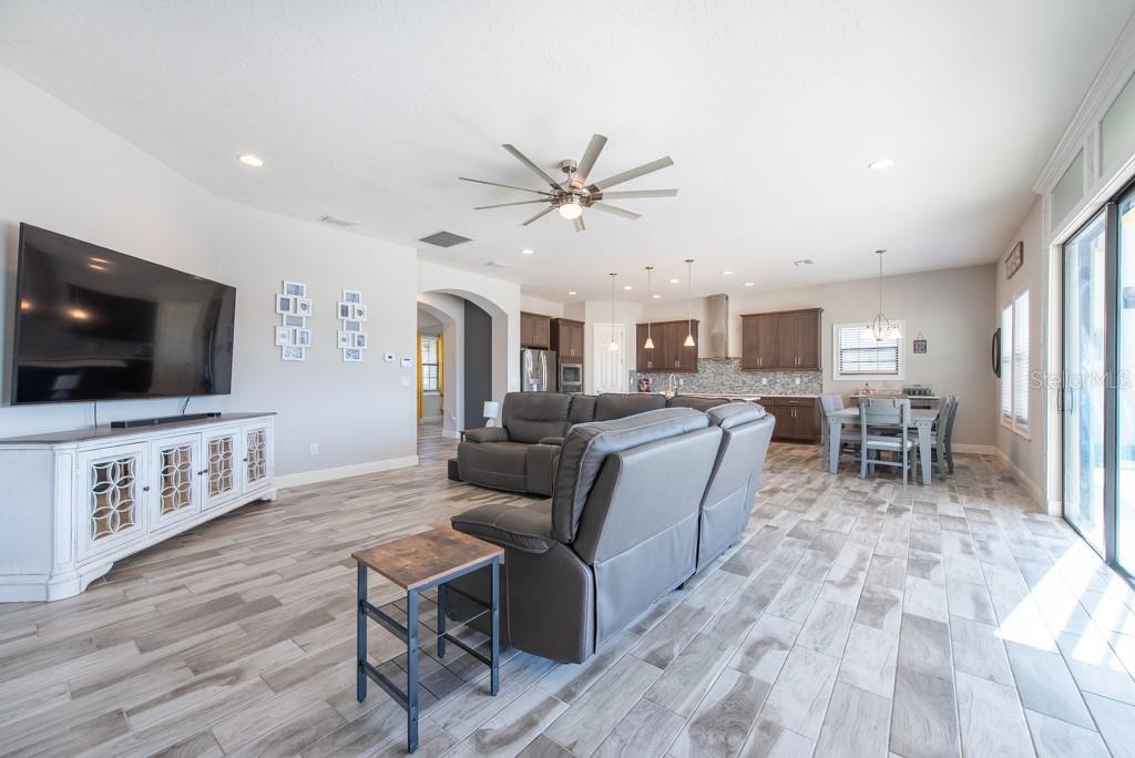 11966 CLIMBING FERN AVE, RIVERVIEW, FL, 33579