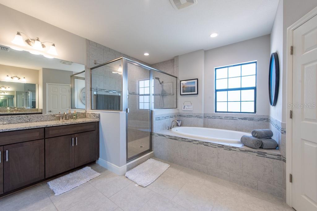 11966 CLIMBING FERN AVE, RIVERVIEW, FL, 33579