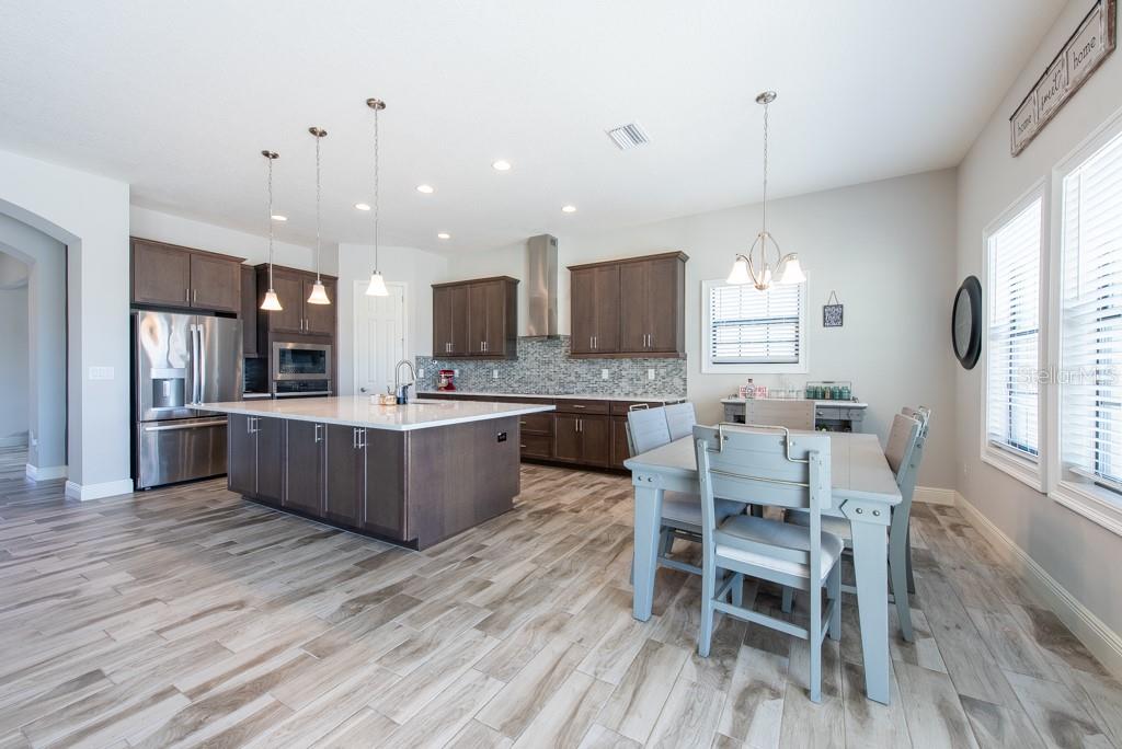 11966 CLIMBING FERN AVE, RIVERVIEW, FL, 33579