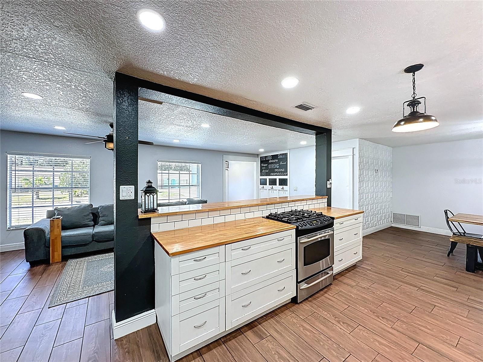600 SWALLOW DR, CASSELBERRY, FL, 32707