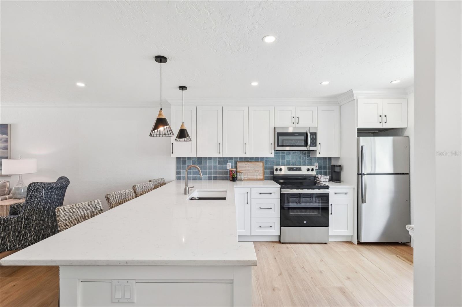 438 62ND ST, HOLMES BEACH, FL, 34217