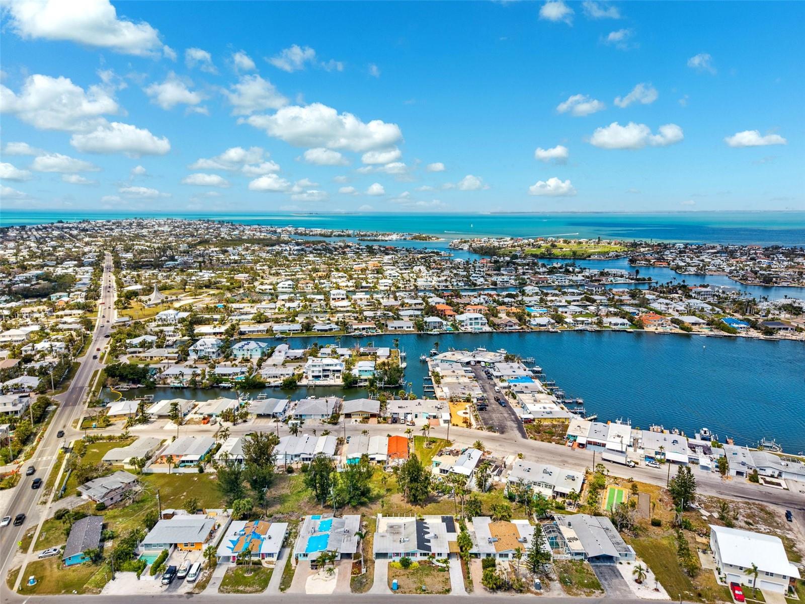 438 62ND ST, HOLMES BEACH, FL, 34217