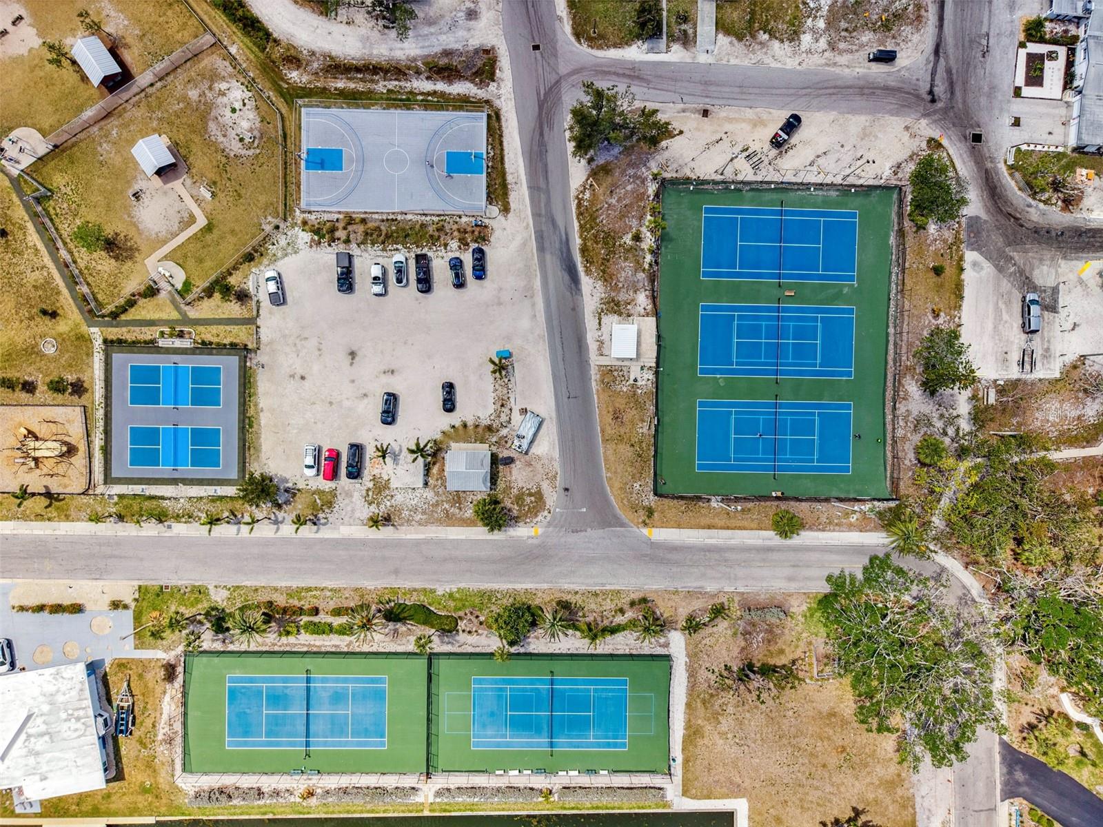 438 62ND ST, HOLMES BEACH, FL, 34217