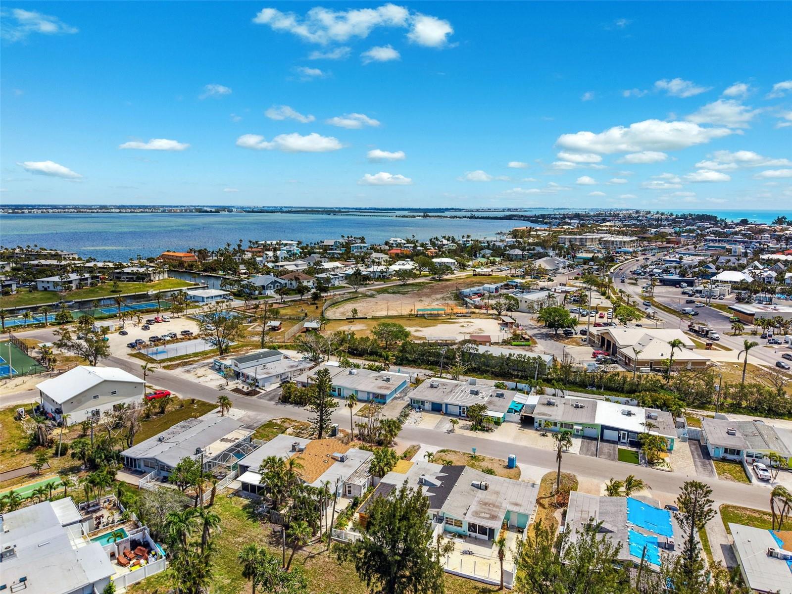 438 62ND ST, HOLMES BEACH, FL, 34217