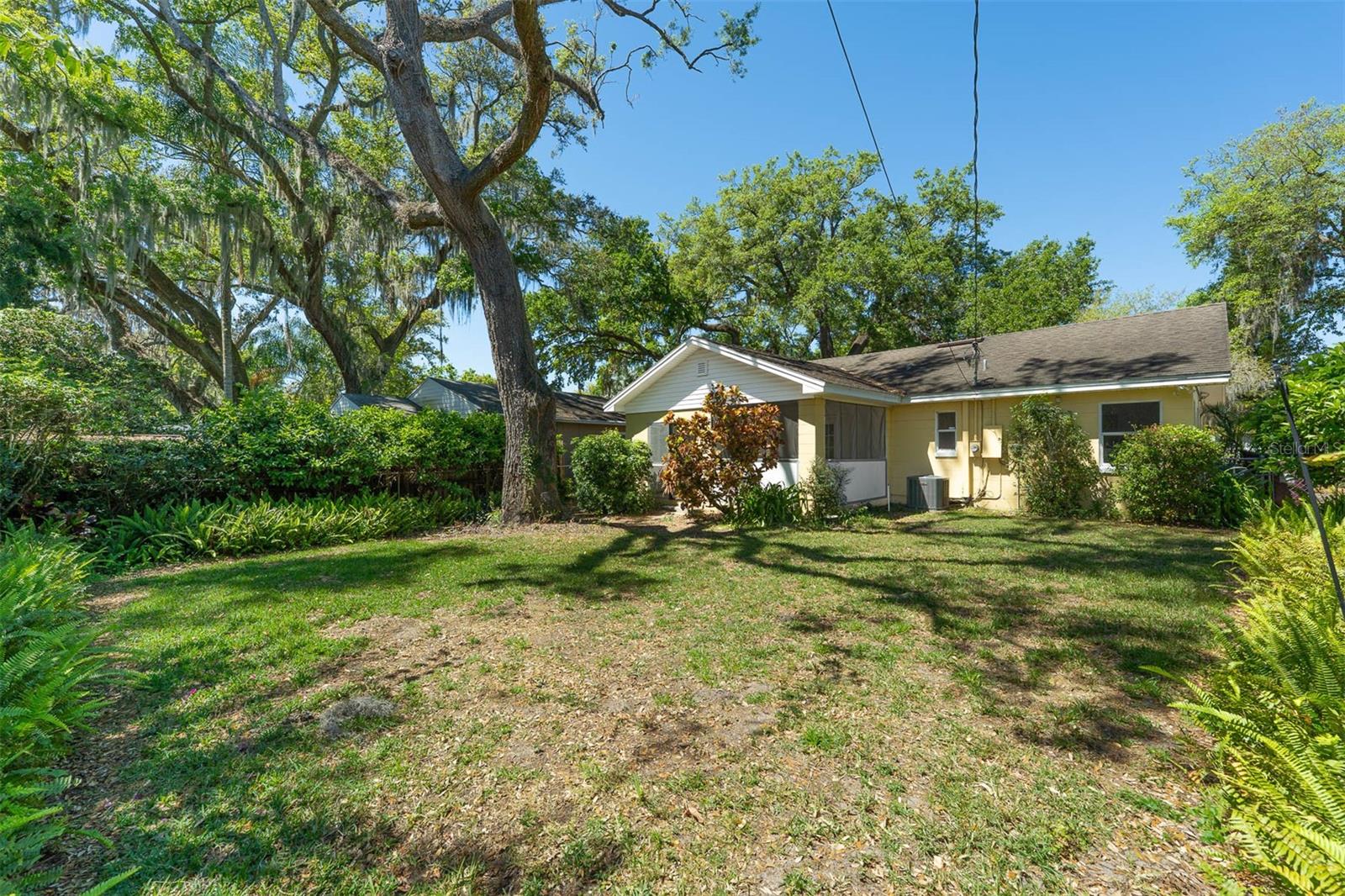 926 MAYFAIR CIR, ORLANDO, FL, 32803