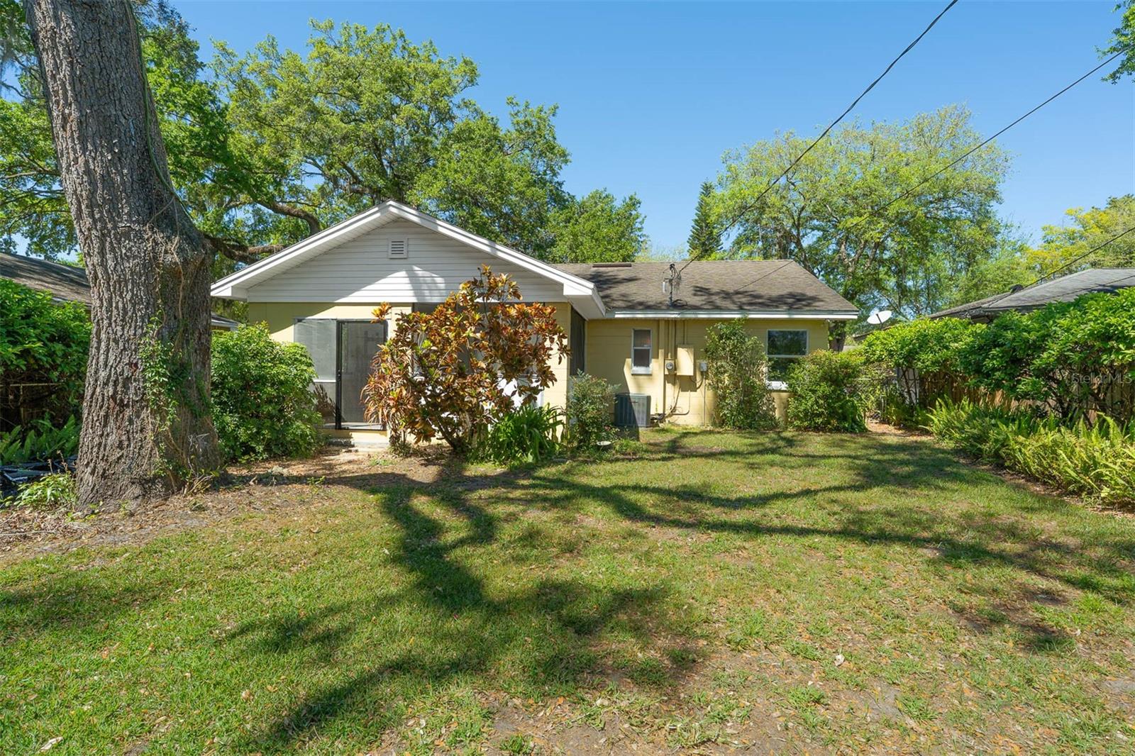 926 MAYFAIR CIR, ORLANDO, FL, 32803