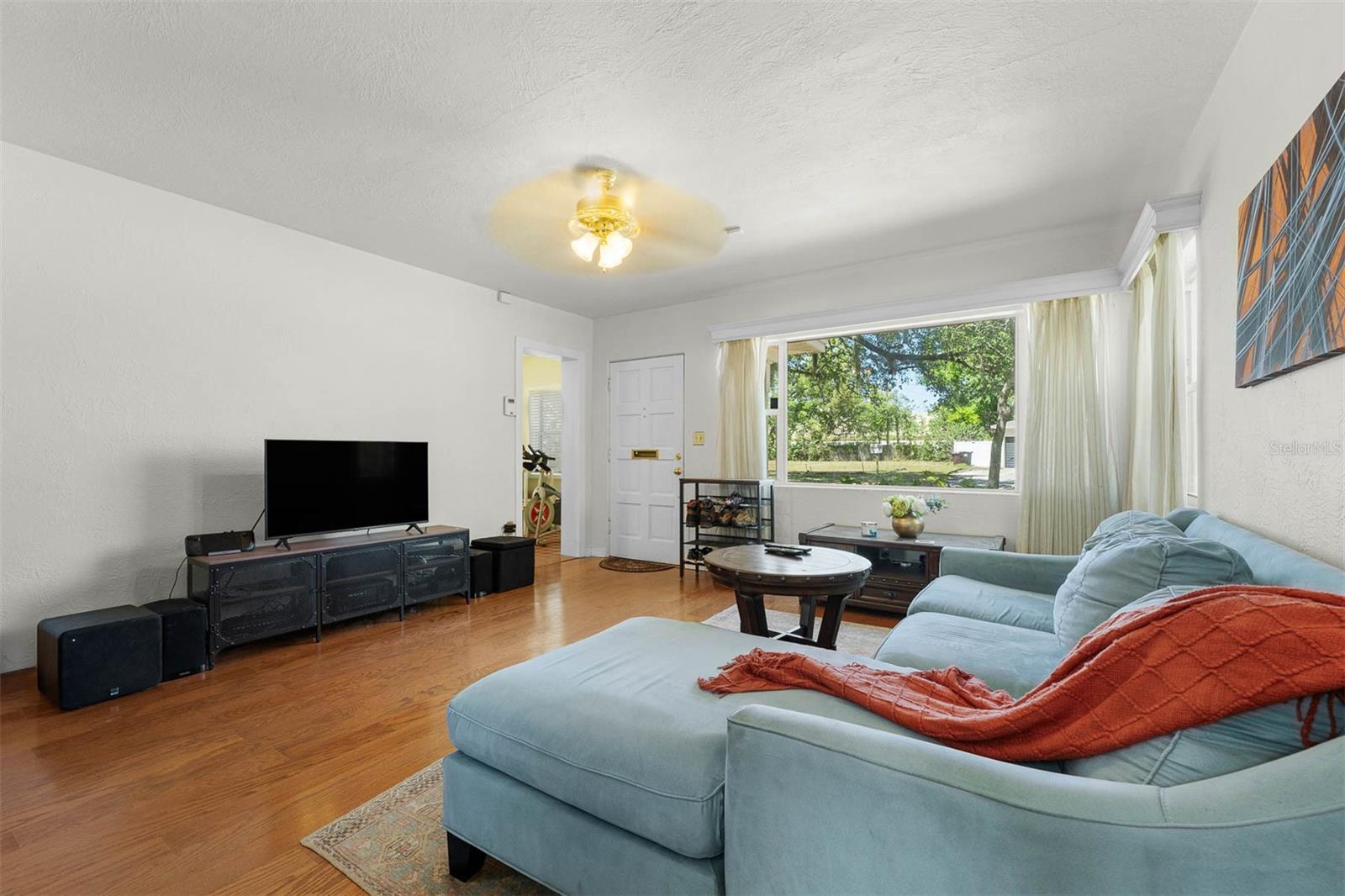 926 MAYFAIR CIR, ORLANDO, FL, 32803