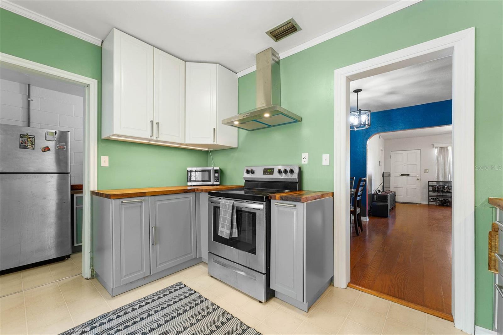 926 MAYFAIR CIR, ORLANDO, FL, 32803