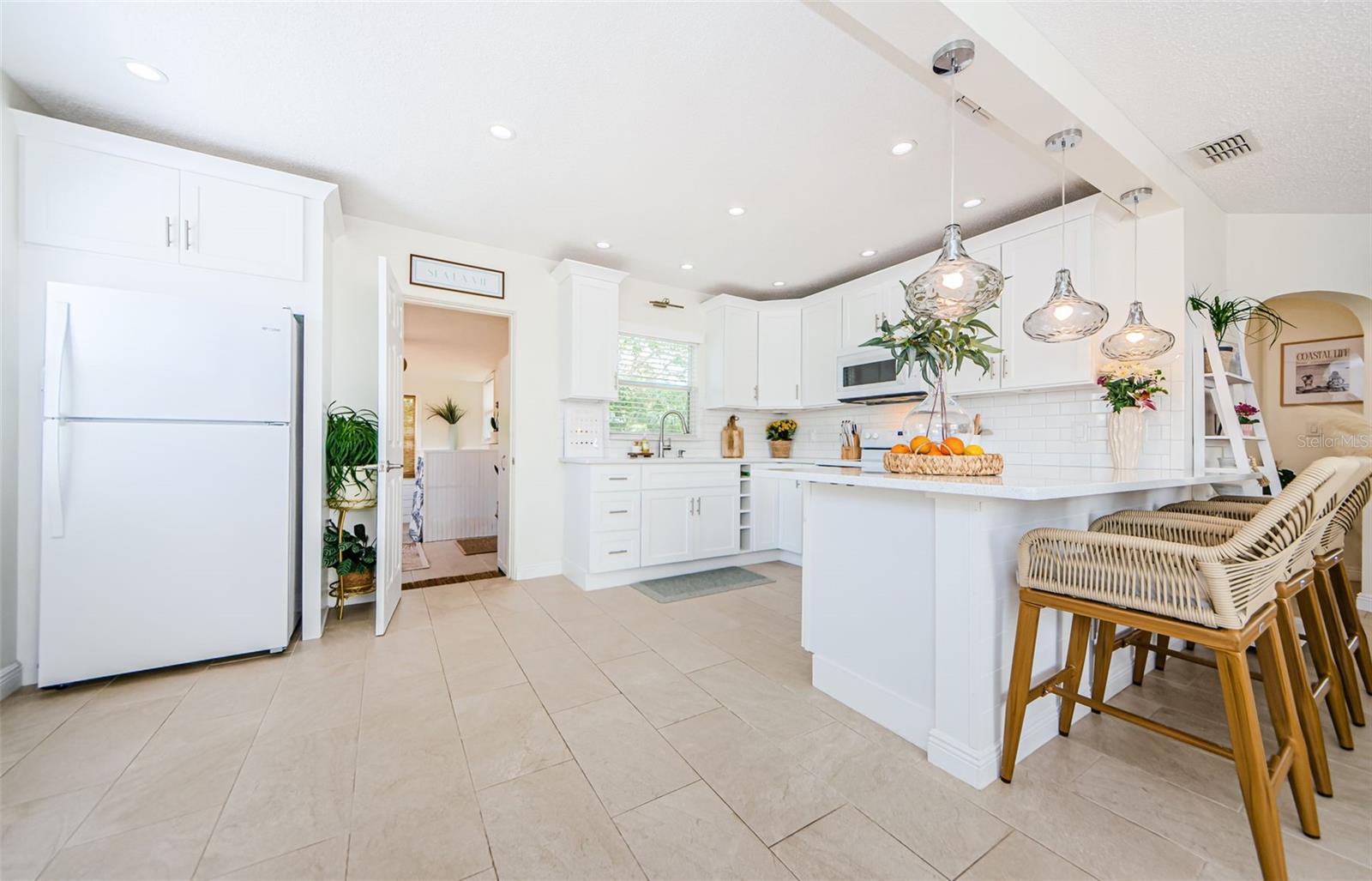 2261 QUEEN ST S, ST PETERSBURG, FL, 33712