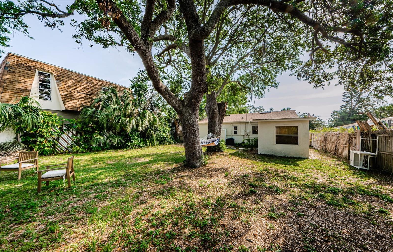 2261 QUEEN ST S, ST PETERSBURG, FL, 33712