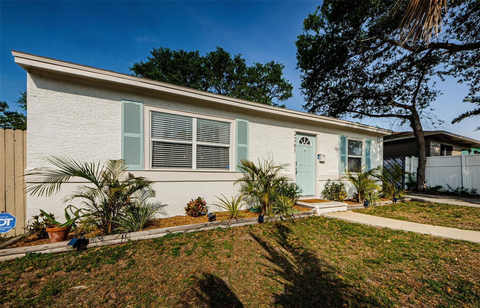 2261 QUEEN ST S, ST PETERSBURG, FL, 33712
