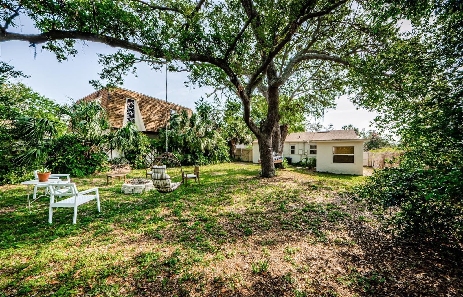 2261 QUEEN ST S, ST PETERSBURG, FL, 33712