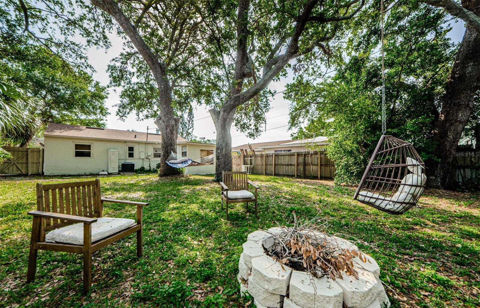 2261 QUEEN ST S, ST PETERSBURG, FL, 33712
