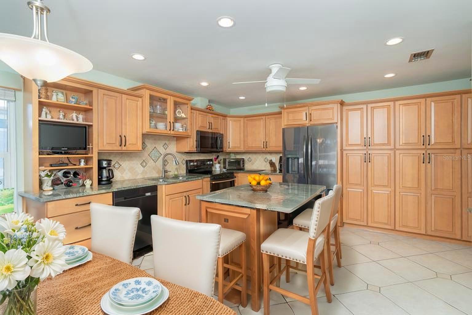 9230 PINE COVE DR, ENGLEWOOD, FL, 34224