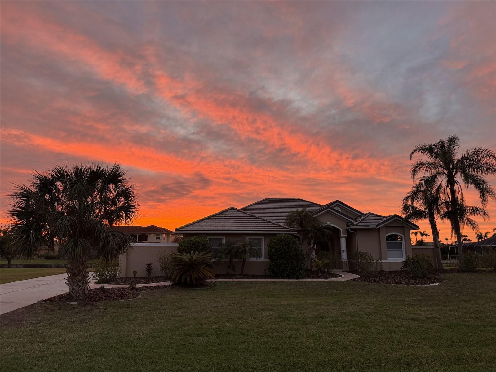 6181 9TH AVENUE CIR NE, BRADENTON, FL, 34212