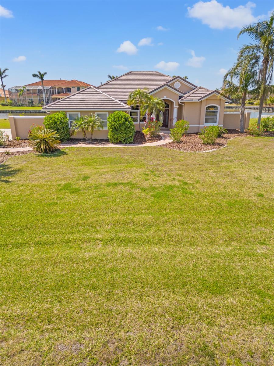 6181 9TH AVENUE CIR NE, BRADENTON, FL, 34212