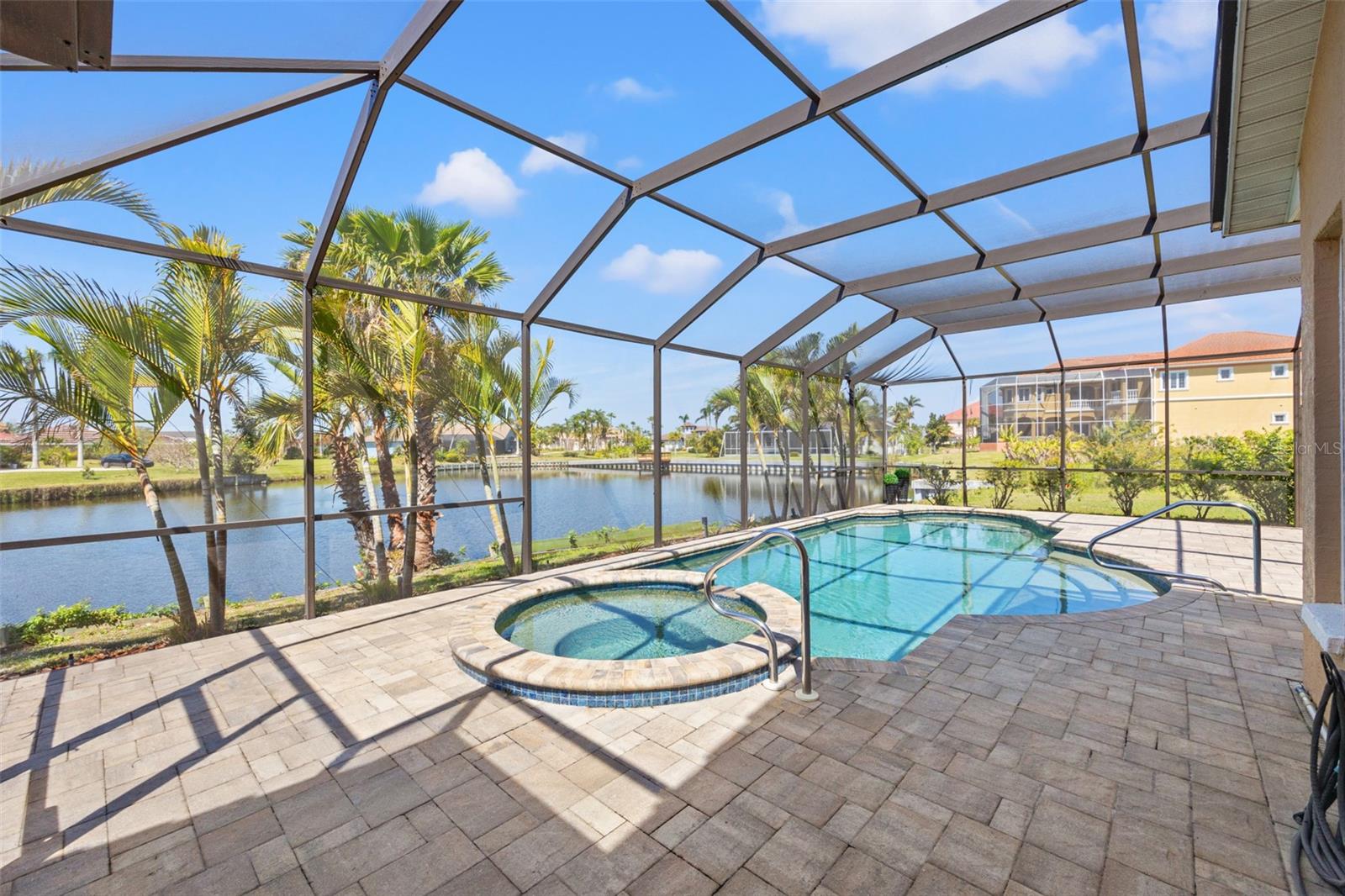 6181 9TH AVENUE CIR NE, BRADENTON, FL, 34212