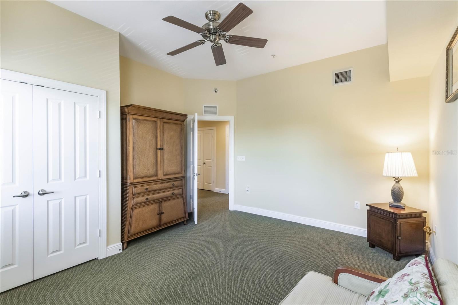 1598 HERITAGE CROSSING CT #302, REUNION, FL, 34747