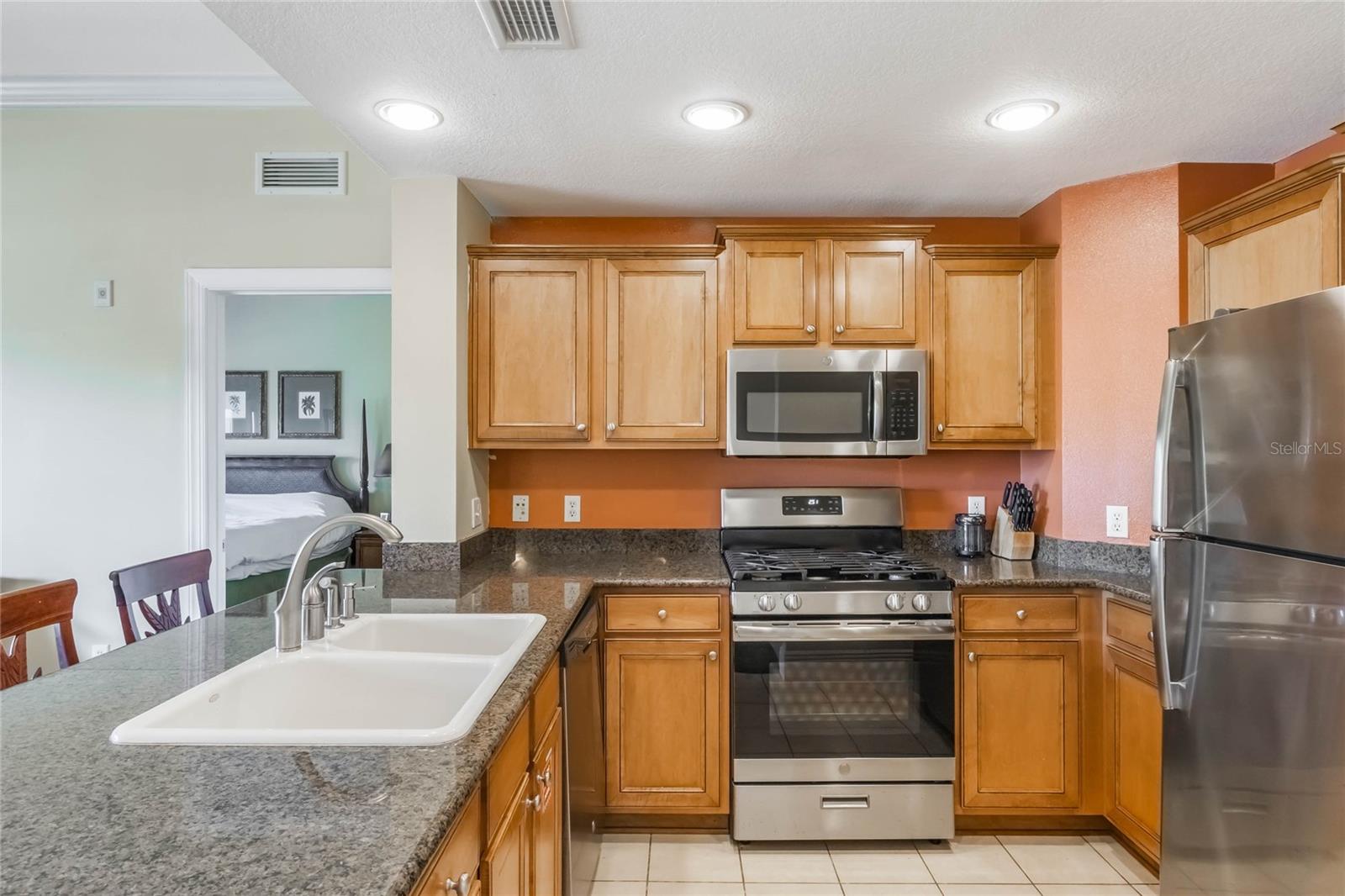 1598 HERITAGE CROSSING CT #302, REUNION, FL, 34747