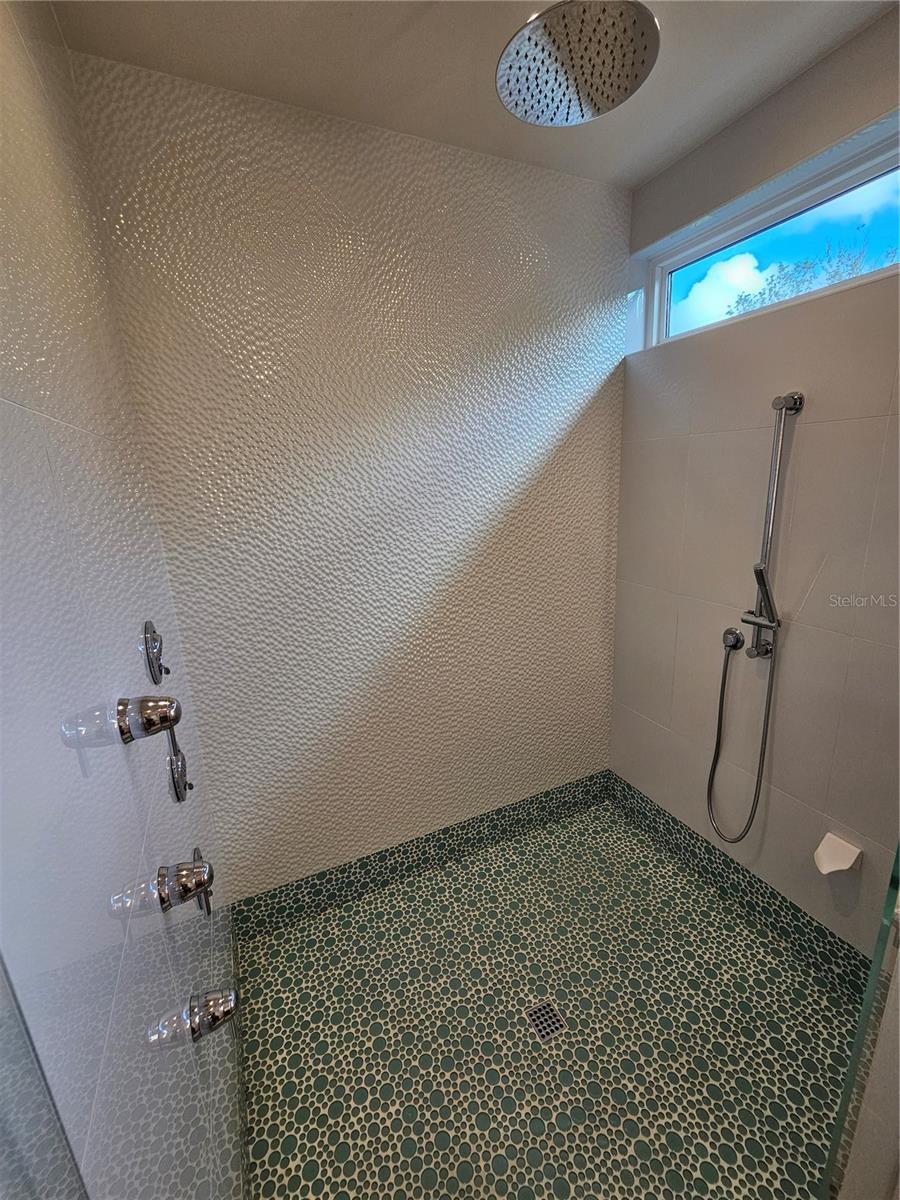 2408 NASSAU ST, SARASOTA, FL, 34231