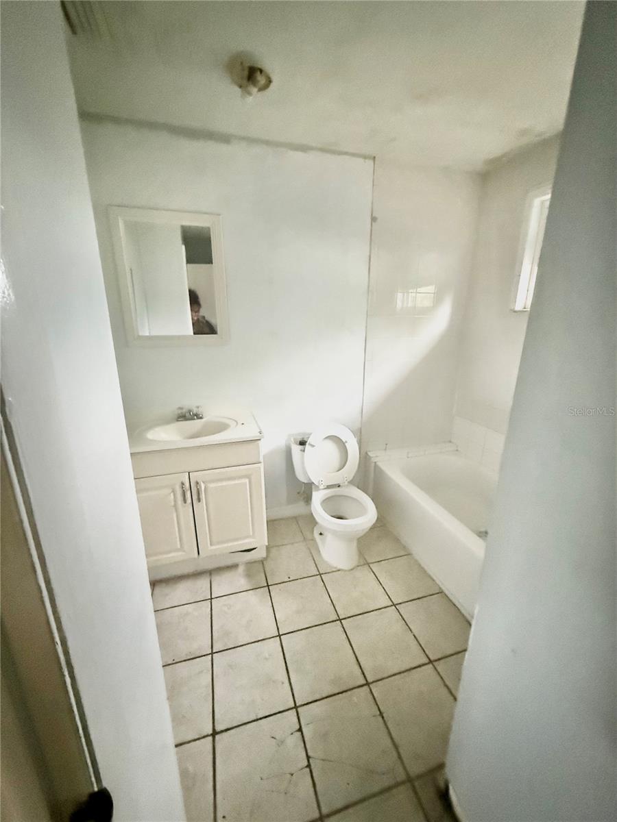 5715 TOWNHOUSE DR #1, NEW PORT RICHEY, FL, 34652