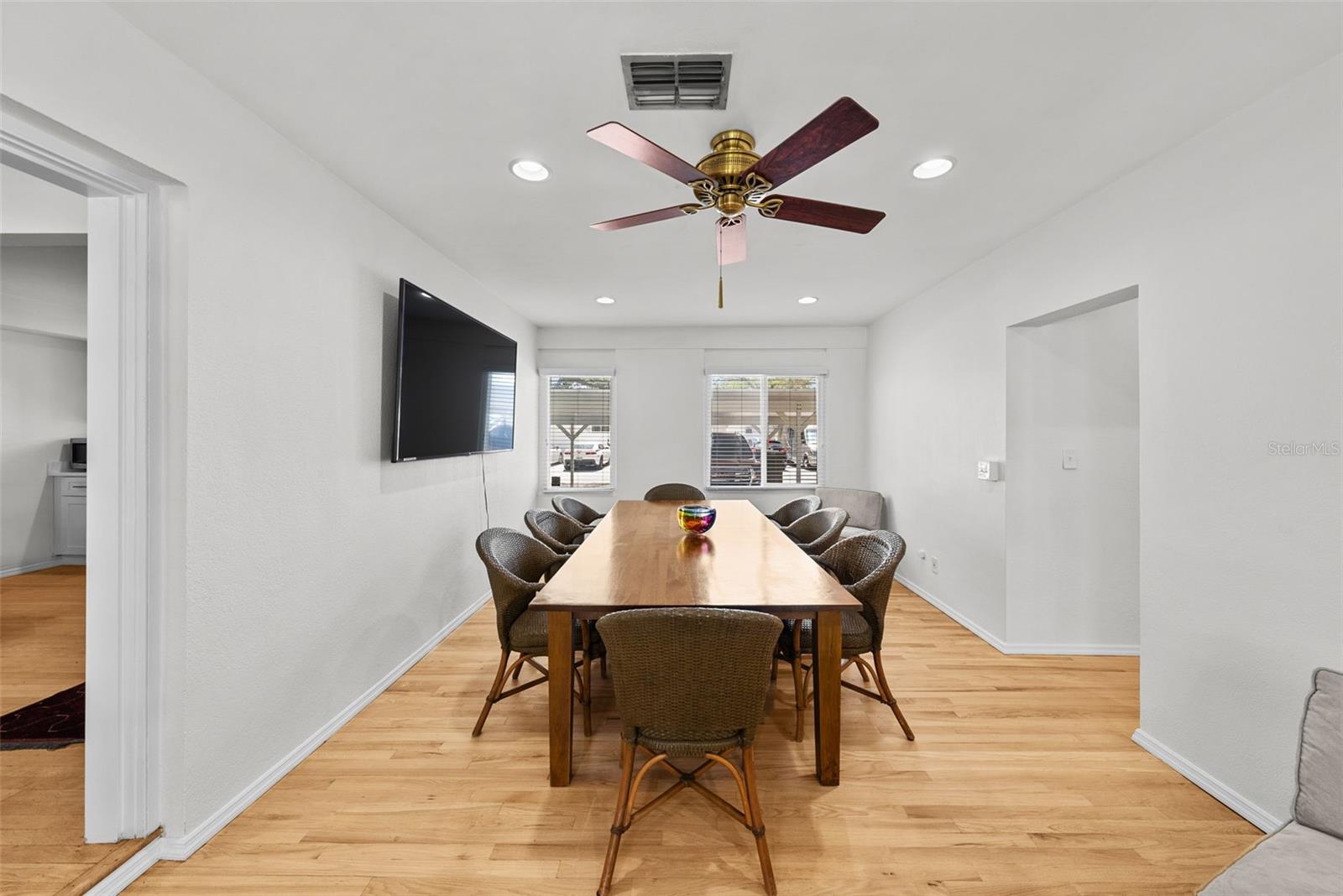 6434 1ST AVE N, ST PETERSBURG, FL, 33710