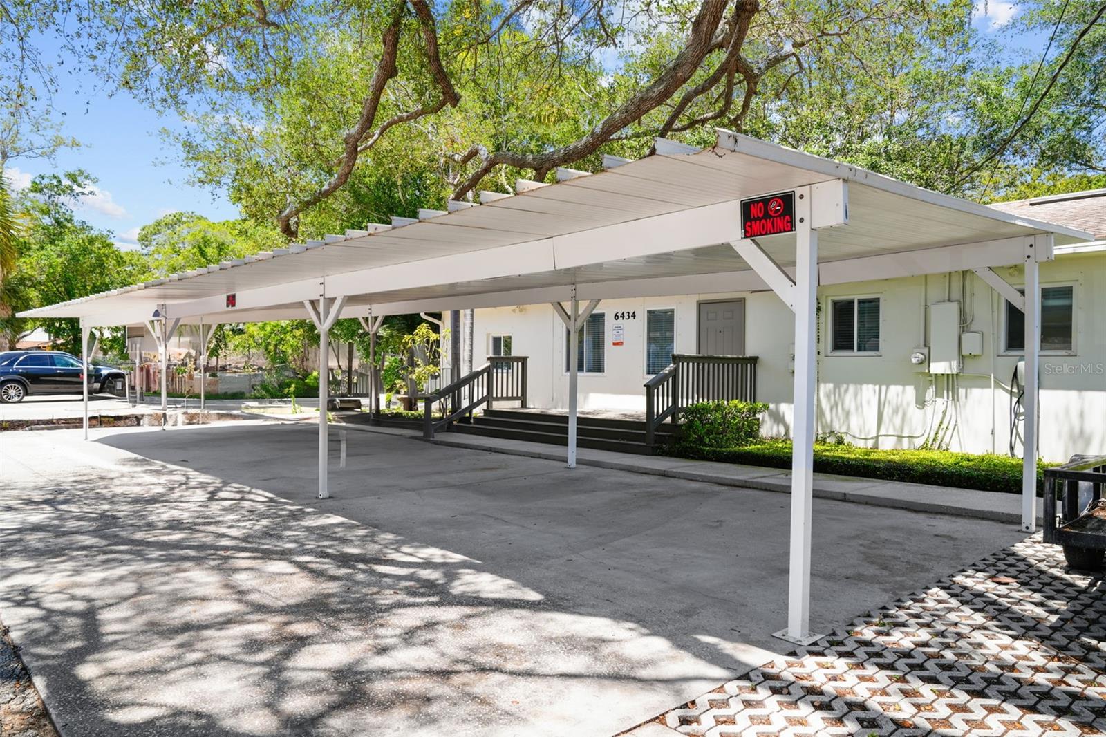 6434 1ST AVE N, ST PETERSBURG, FL, 33710