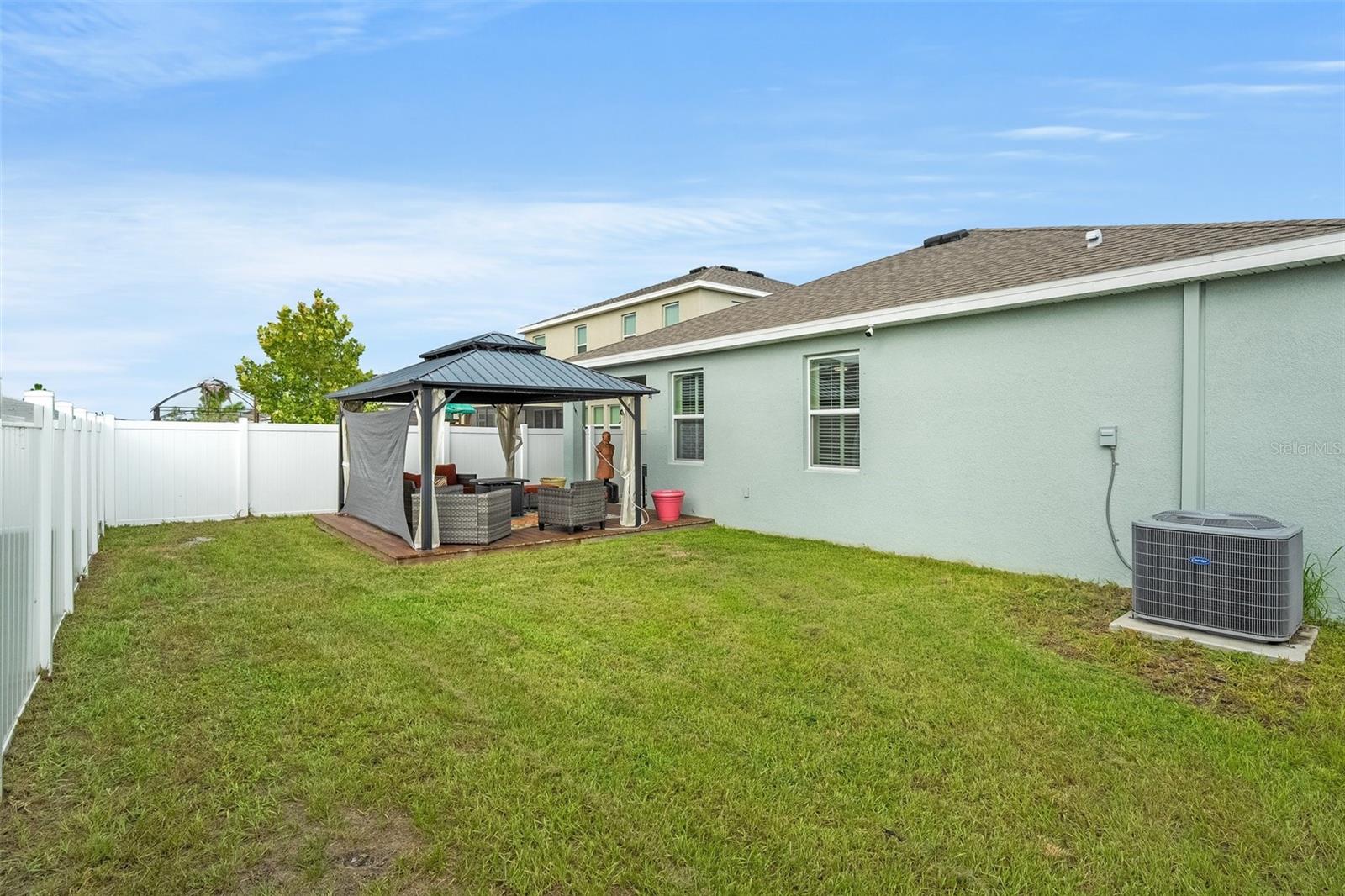 582 8TH ST NW, RUSKIN, FL, 33570