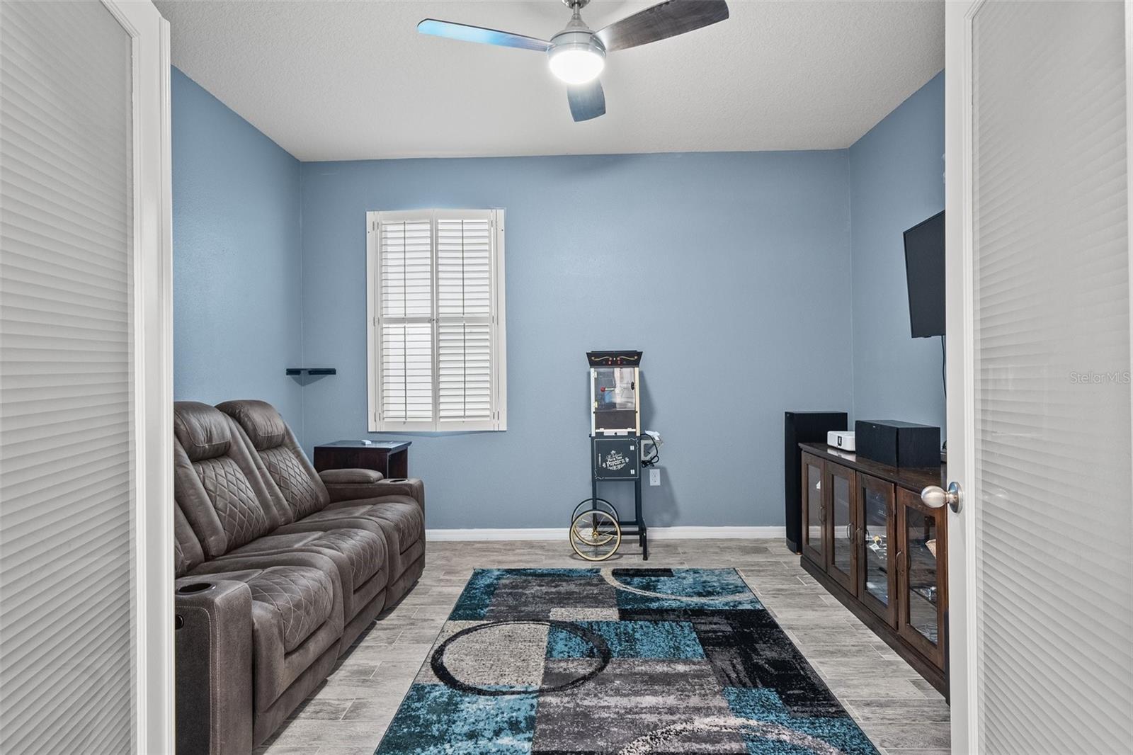 582 8TH ST NW, RUSKIN, FL, 33570