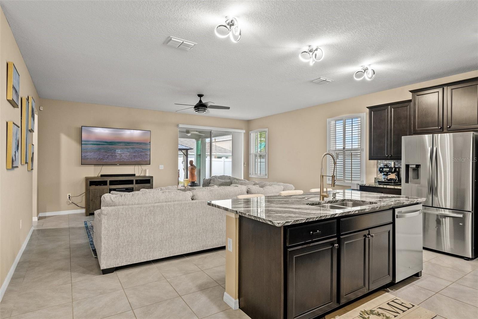 582 8TH ST NW, RUSKIN, FL, 33570