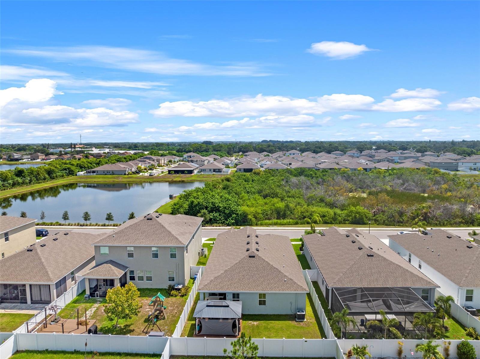 582 8TH ST NW, RUSKIN, FL, 33570