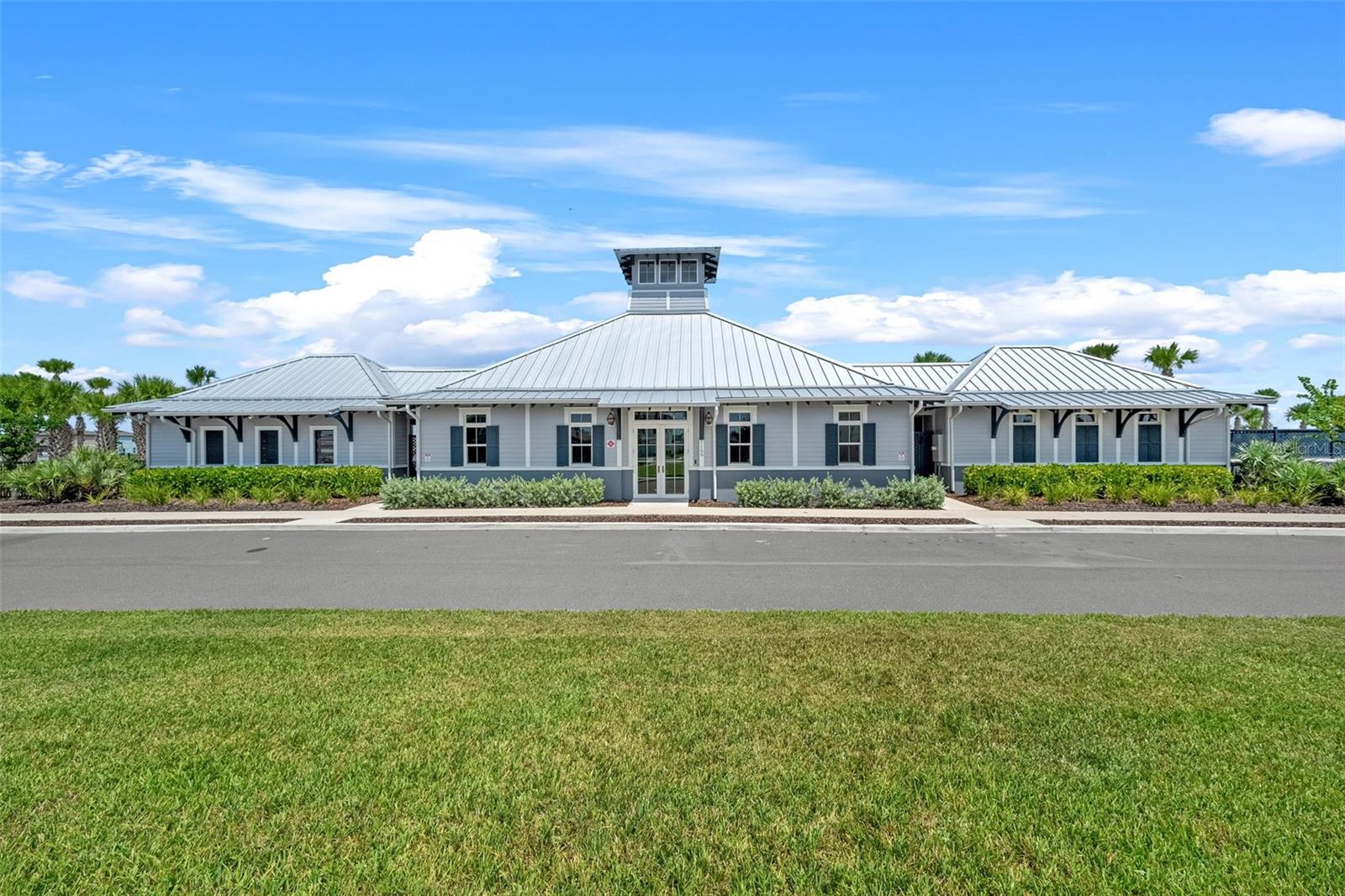582 8TH ST NW, RUSKIN, FL, 33570