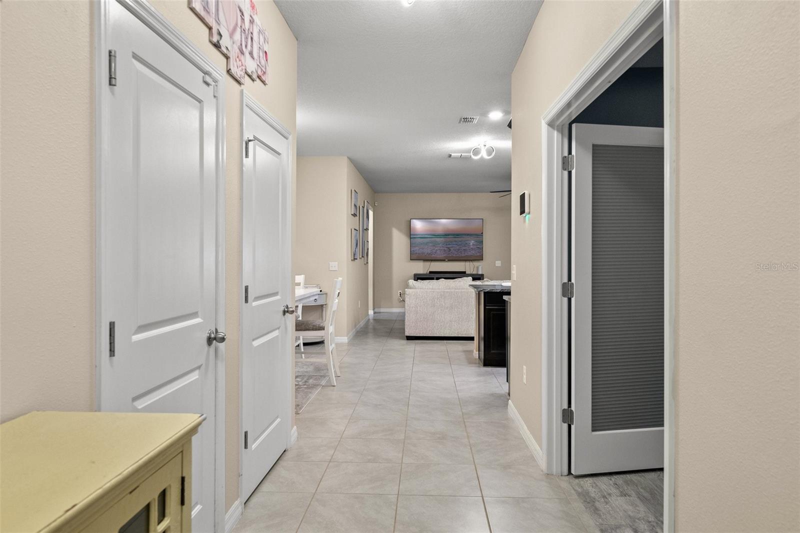 582 8TH ST NW, RUSKIN, FL, 33570