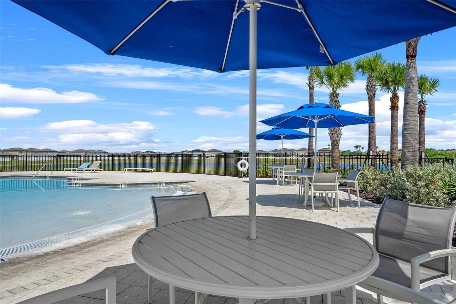 582 8TH ST NW, RUSKIN, FL, 33570