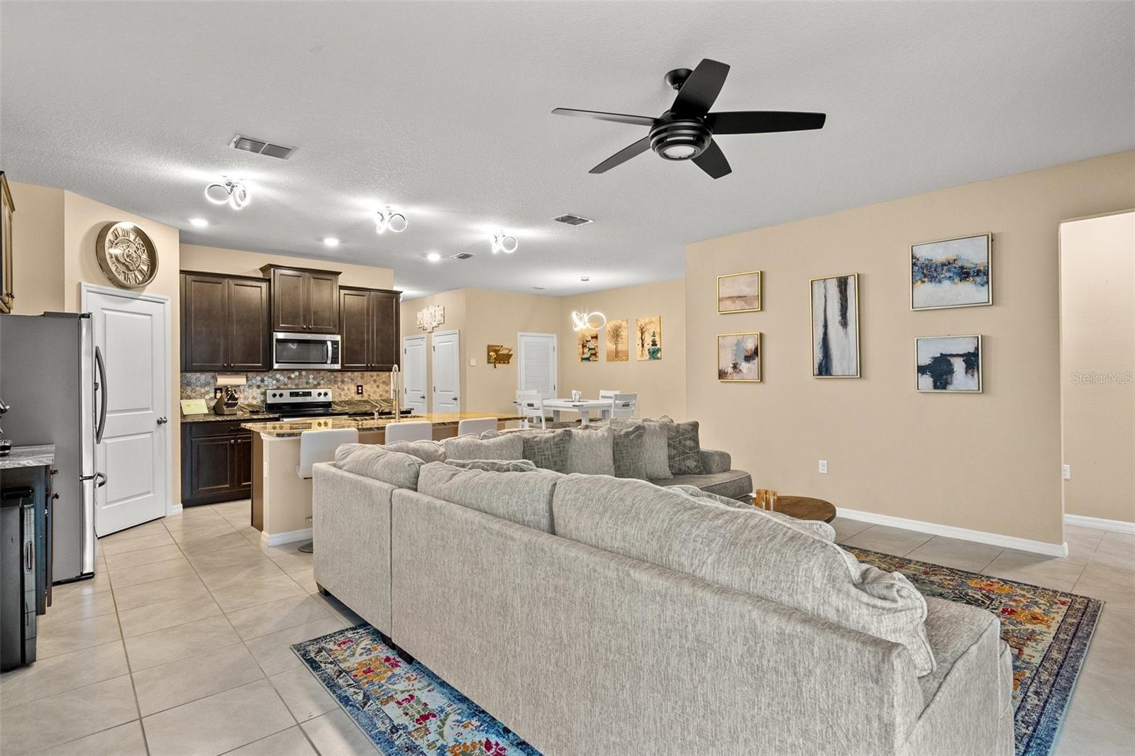 582 8TH ST NW, RUSKIN, FL, 33570
