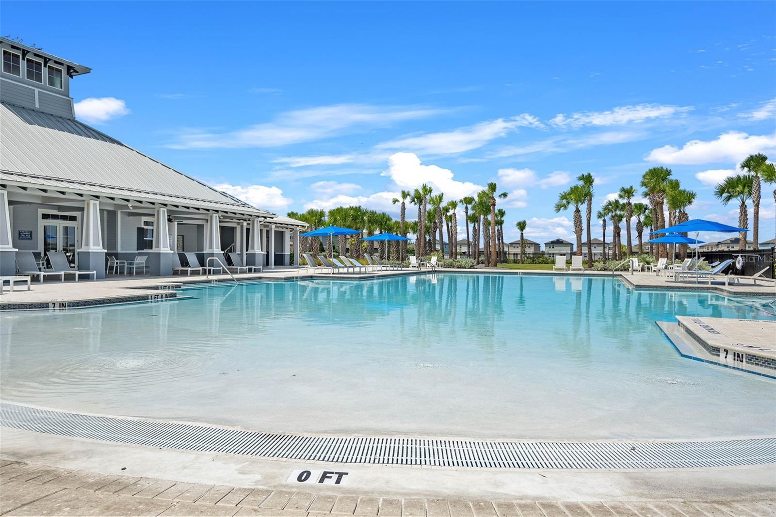 582 8TH ST NW, RUSKIN, FL, 33570