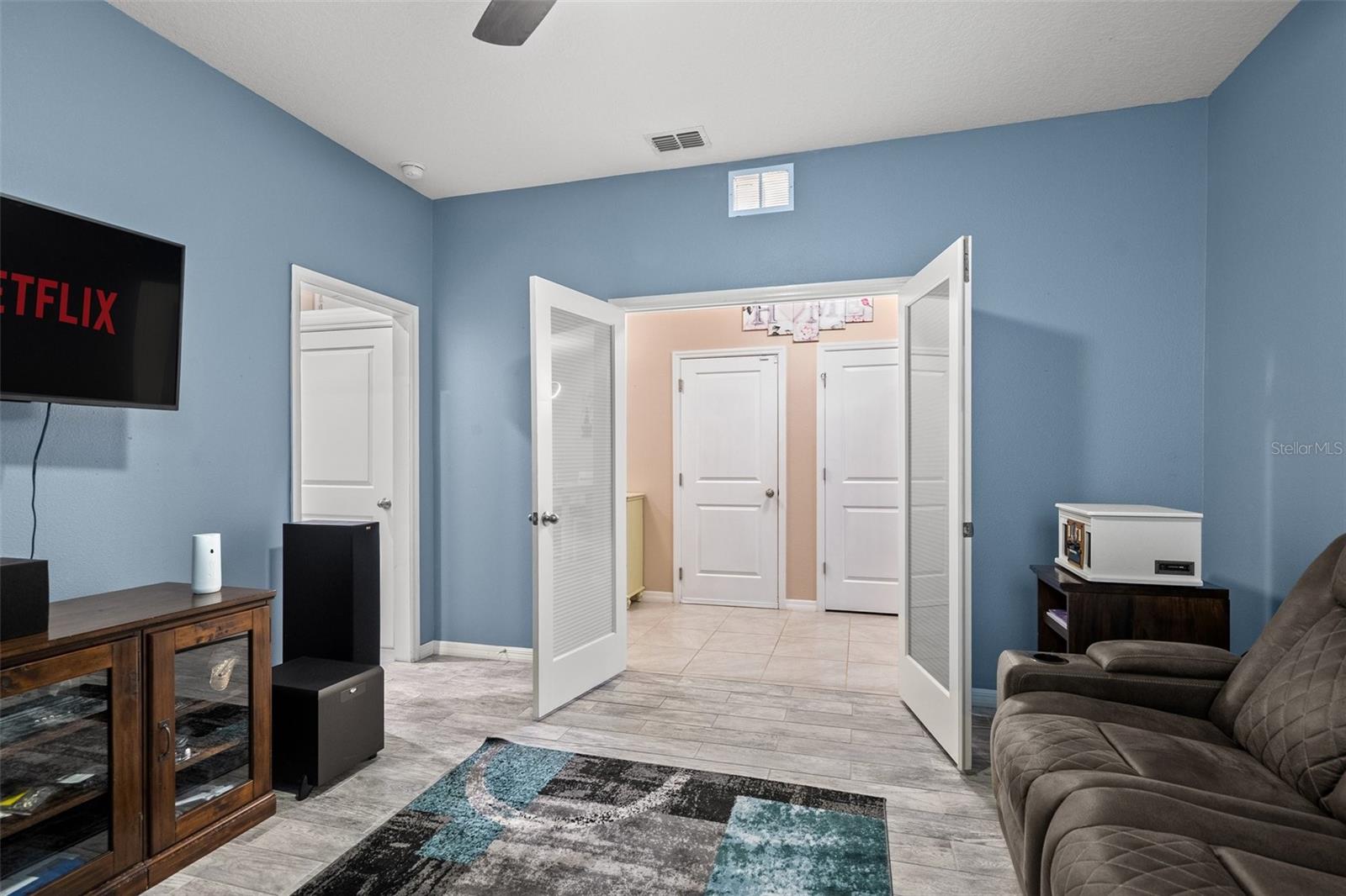582 8TH ST NW, RUSKIN, FL, 33570