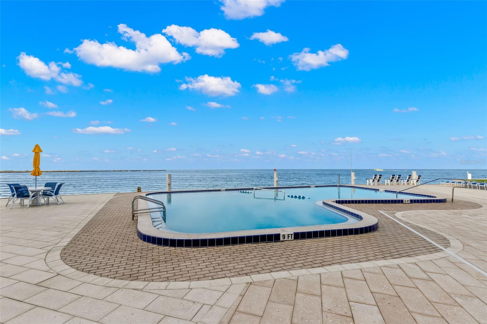 440 S GULFVIEW BLVD #1701, CLEARWATER BEACH, FL, 33767