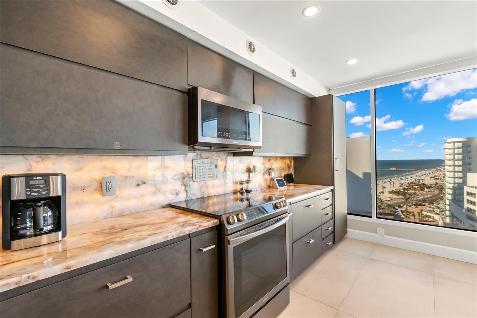 440 S GULFVIEW BLVD #1701, CLEARWATER BEACH, FL, 33767