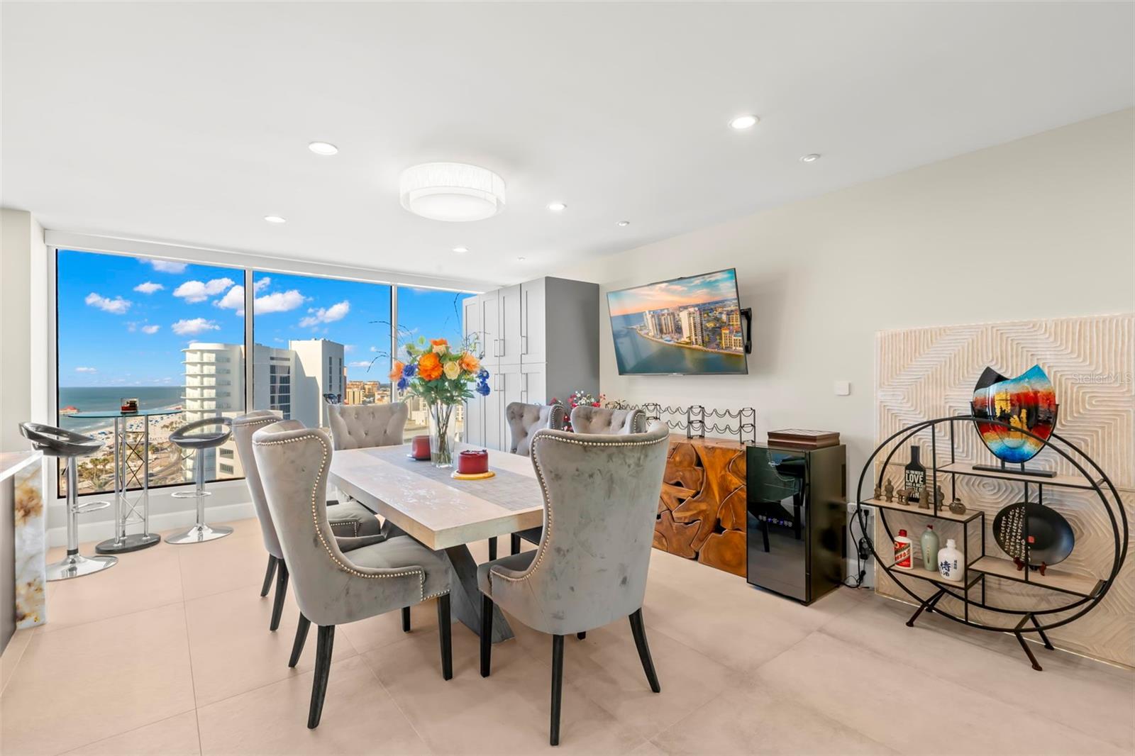 440 S GULFVIEW BLVD #1701, CLEARWATER BEACH, FL, 33767