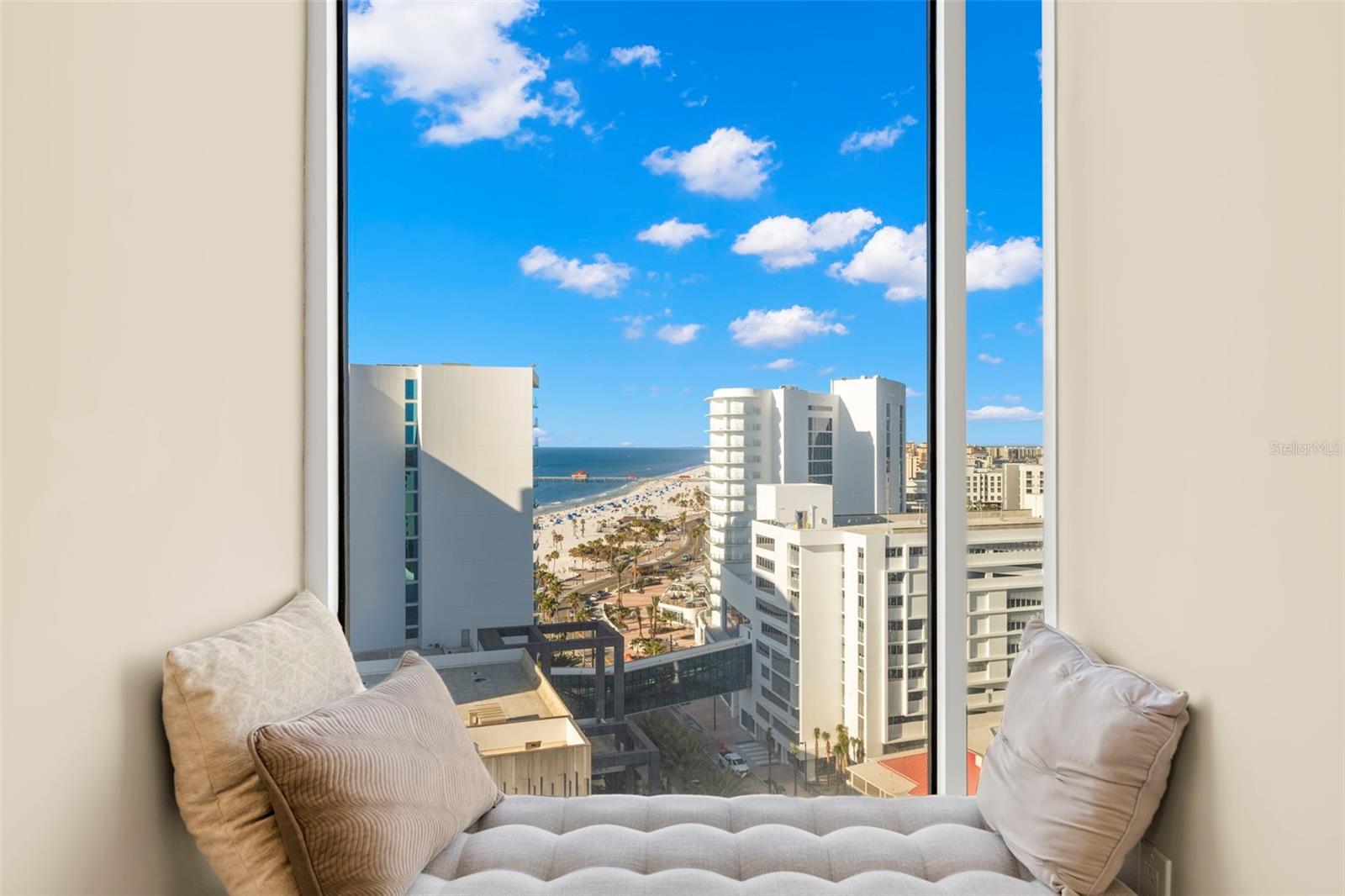 440 S GULFVIEW BLVD #1701, CLEARWATER BEACH, FL, 33767