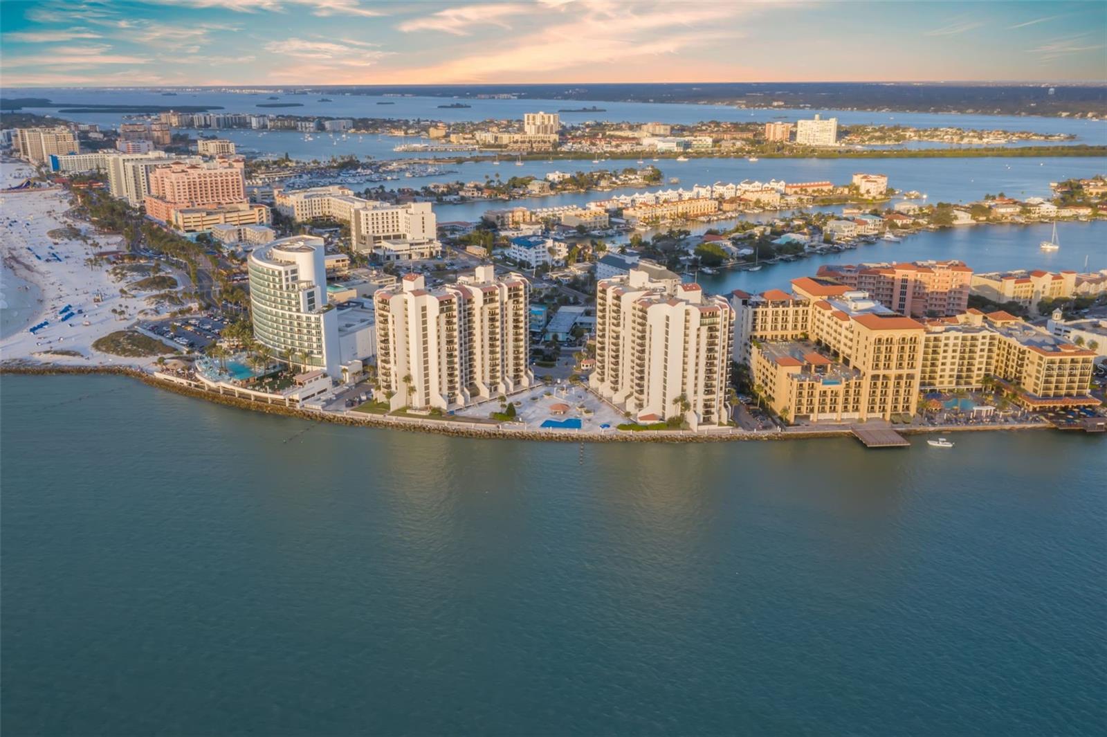 440 S GULFVIEW BLVD #1701, CLEARWATER BEACH, FL, 33767