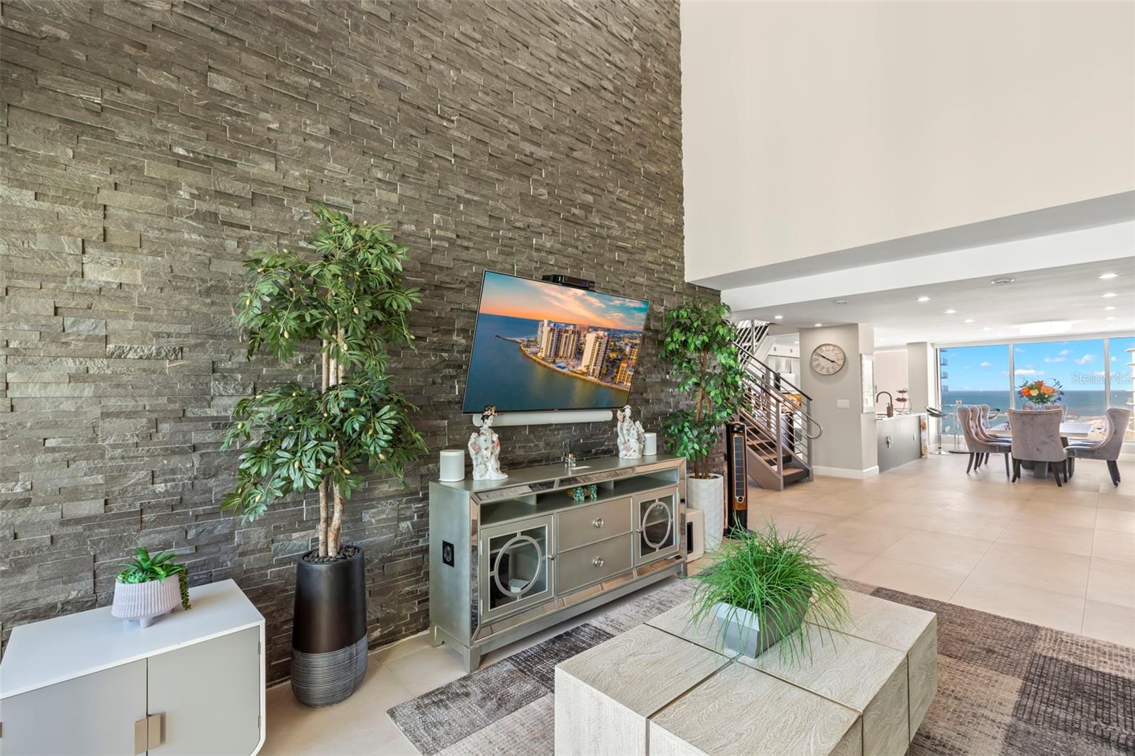 440 S GULFVIEW BLVD #1701, CLEARWATER BEACH, FL, 33767