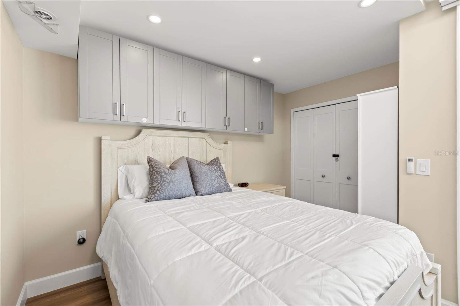 440 S GULFVIEW BLVD #1701, CLEARWATER BEACH, FL, 33767