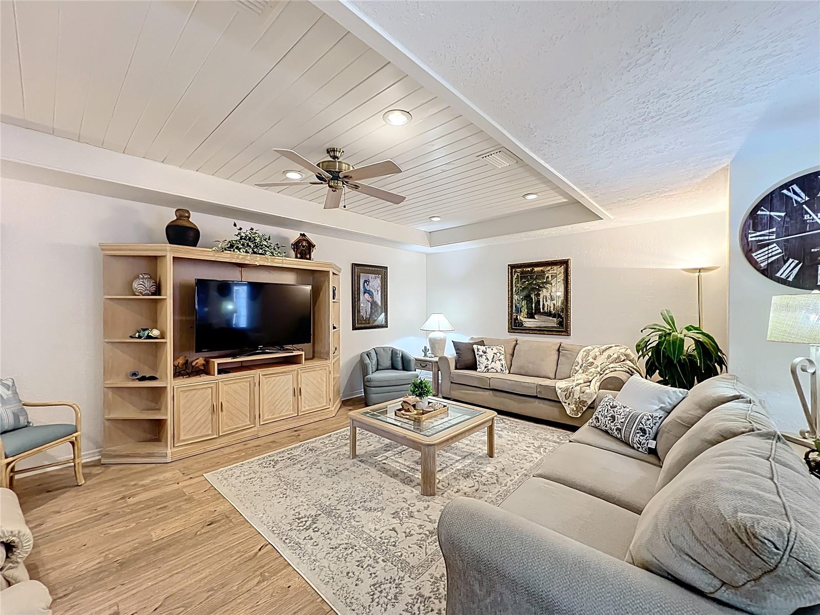 1 HUNTLEY CT, HAINES CITY, FL, 33844