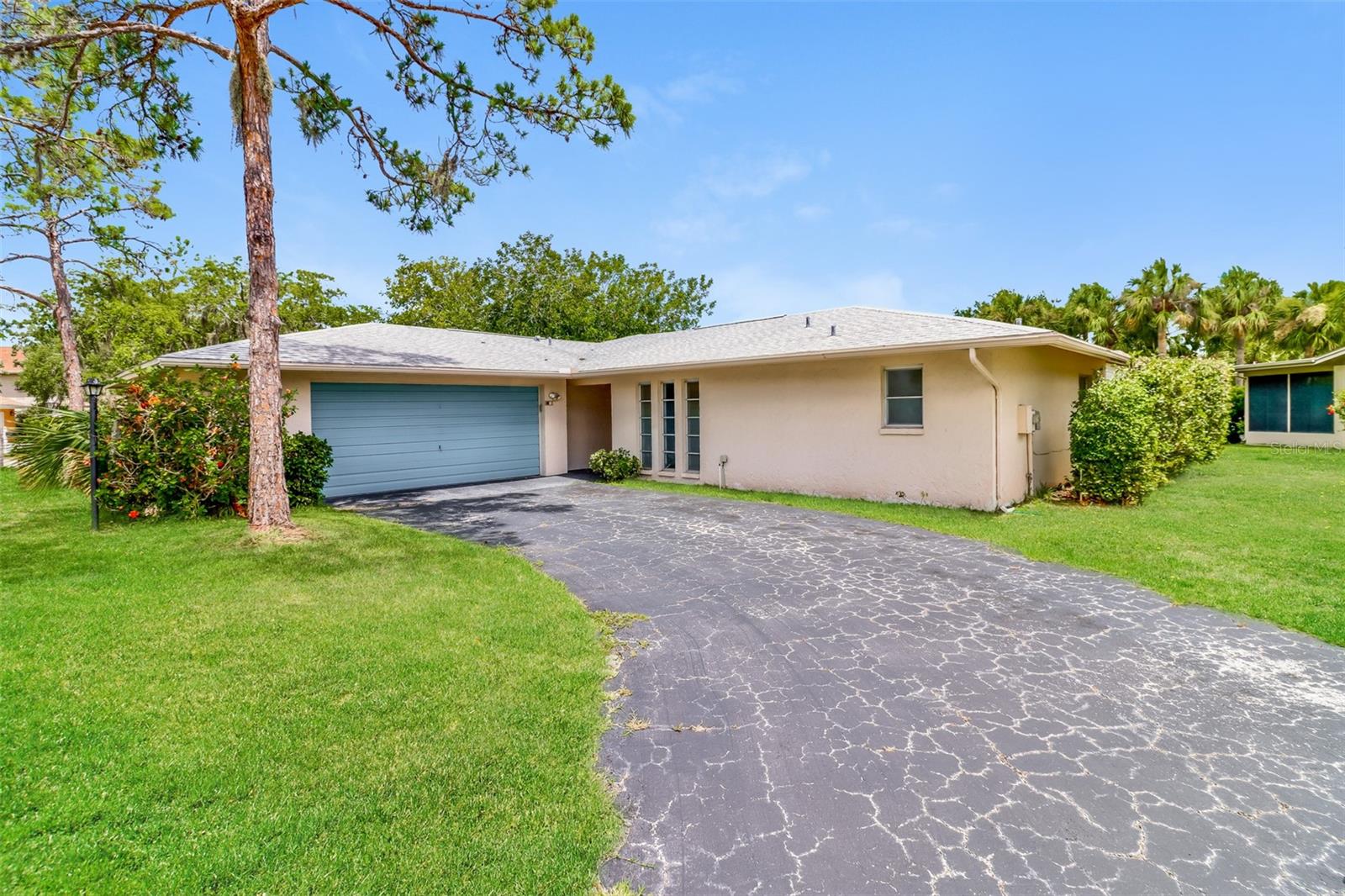 4337 MARINE PKWY, NEW PORT RICHEY, FL, 34652