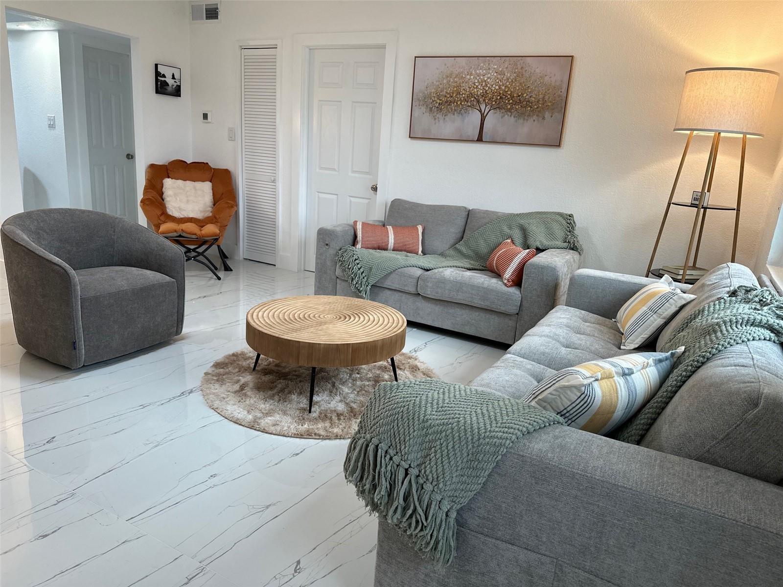 23442 HARPER AVE, PUNTA GORDA, FL, 33980